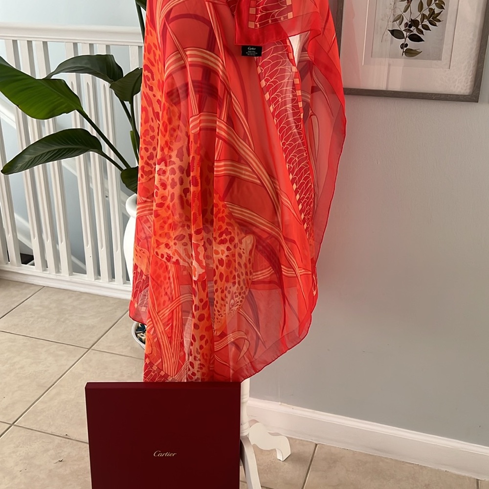 Cartier panther in the jungle scarf - Picture 3 of 8